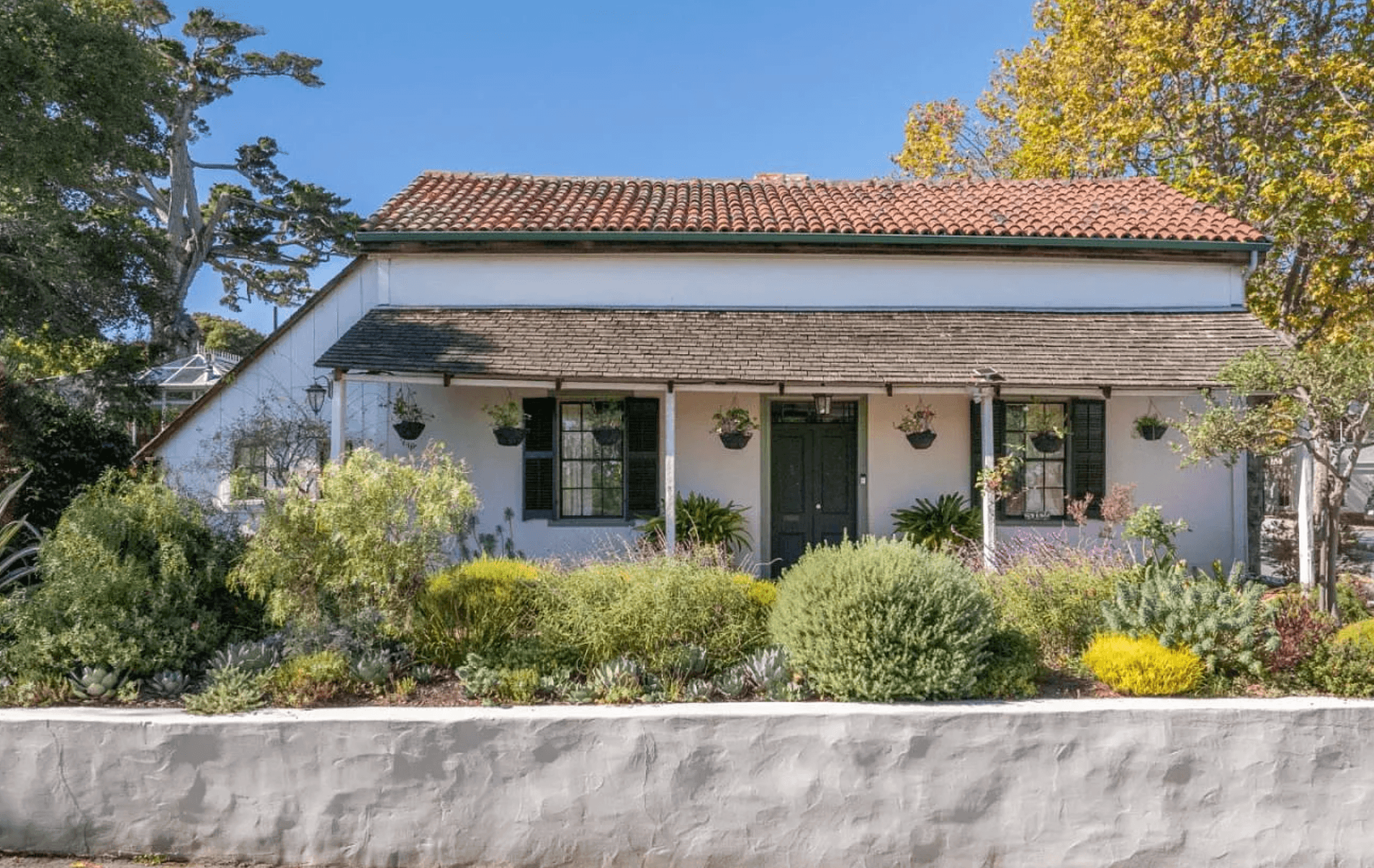 Modern Downtown Living